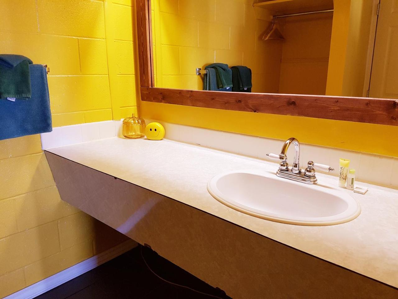 Caravan Motel Fort St. John Εξωτερικό φωτογραφία